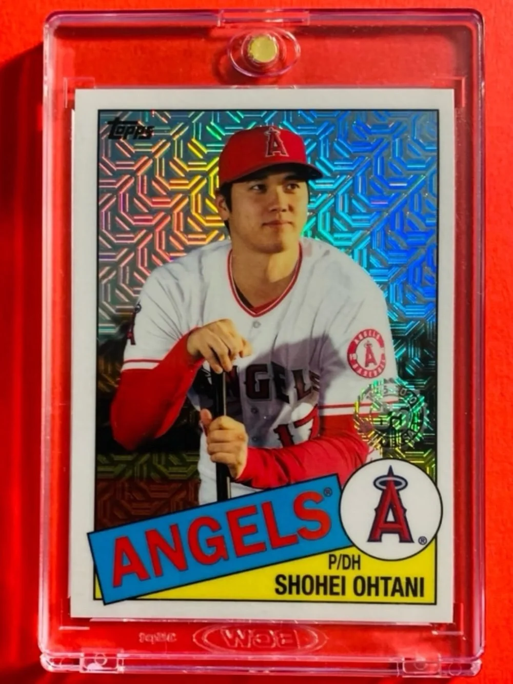 AUTHENTIC - RARE SHOHEI OHTANI 2020 TOPPS CHROME MOJO REFRACTOR BASEBALL CARD